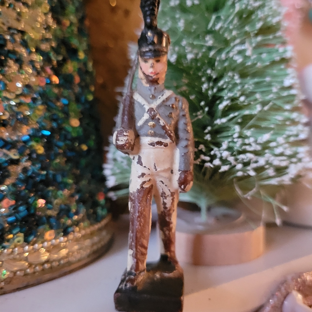 Vintage Lineol Germany Miniature Soldier ~ 1930s(?) ~ Antique ~ Military ~